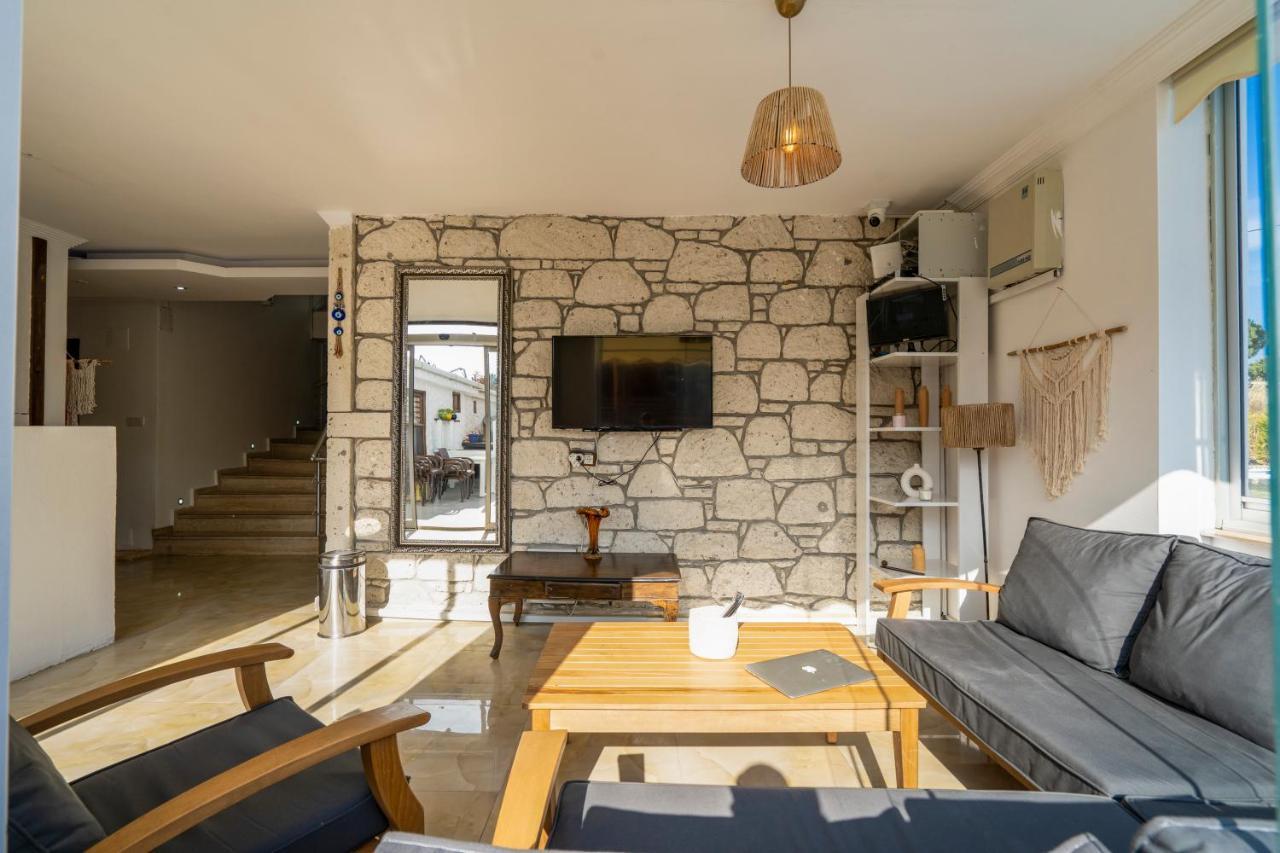 Belong Butik Otel Чесме Екстериор снимка
