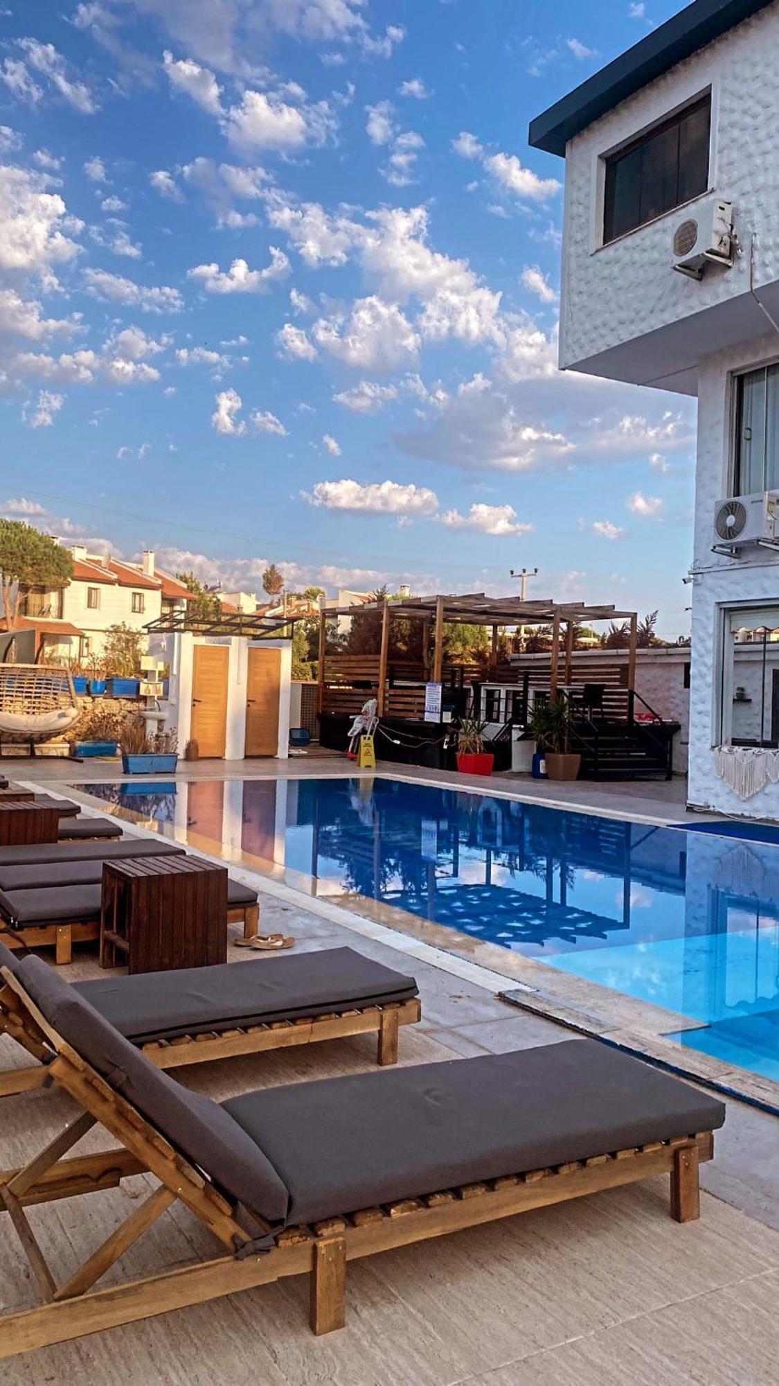 Belong Butik Otel Чесме Екстериор снимка
